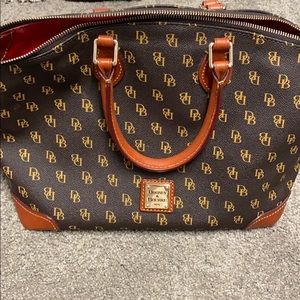Dooney and bourke purse